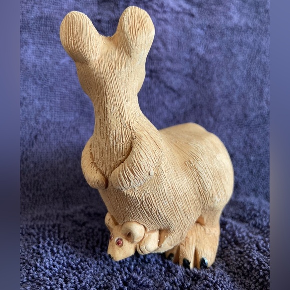 Artesania Rinconada Pottery Kangaroo with Baby #165 Figurine Retired - Picture 3 of 10